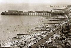 View-of-White-Rock-and-Pier-Hastings-1931